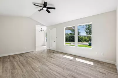 11016 Oak Street, Jonestown, TX 78645 - Photo 6