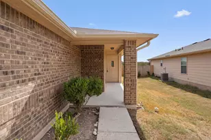 9009 Southwick Dr, Austin, TX 78724 - Photo 4