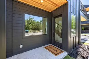 6500 Porter St, Austin, TX 78741 - Photo 2
