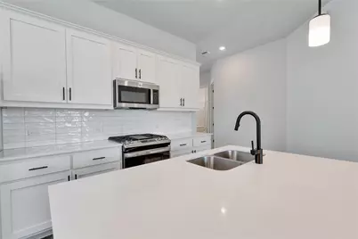 11609 Dillon Falls Drive, Austin, TX 78747 - Photo 4