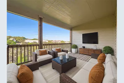 507 Venture Boulevard S, Point Venture, TX 78645 - Photo 2