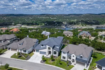 2502 Sunset Vista Circle, Spicewood, TX 78669 - Photo 2