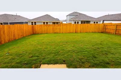 12306 Bulldogger Bend, Mustang Ridge, TX 78610 - Photo 10