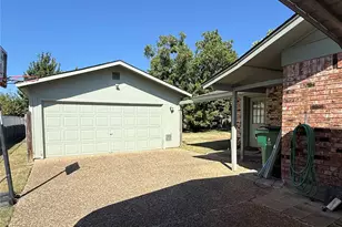 205 Parkway Dr, Cedar Park, TX 78613 - Photo 10