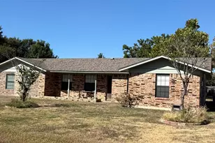205 Parkway Dr, Cedar Park, TX 78613 - Photo 4