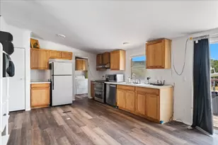 10500 Tarantula Ct, Leander, TX 78641 - Photo 6