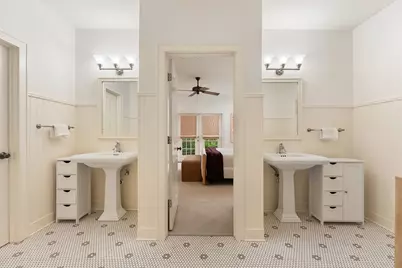 1204 W 22 1/2 Street, Austin, TX 78705 - Photo 12