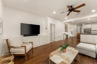 1204 W 22 1/2 Street, Austin, TX 78705 - Photo 10
