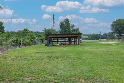 11846 Prairie Hill Drive, Hearne, TX 77859 - Photo 18