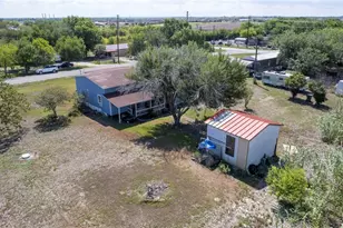 110 Belinda Ln, Kyle, TX 78640 - Photo 6