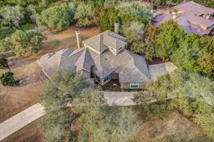 2609 Camel Tr, New Braunfels, TX 78132 - Photo 2