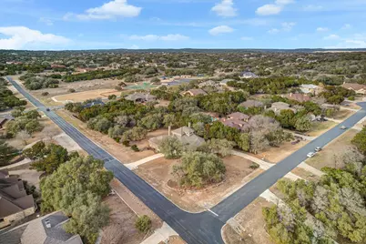 2609 Camel Trail, New Braunfels, TX 78132 - Photo 38