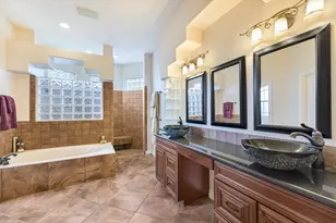 2609 Camel Tr, New Braunfels, TX 78132 - Photo 24