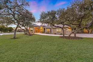 2609 Camel Tr, New Braunfels, TX 78132 - Photo 4