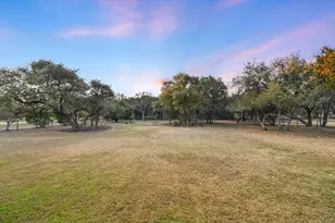 2609 Camel Tr, New Braunfels, TX 78132 - Photo 36
