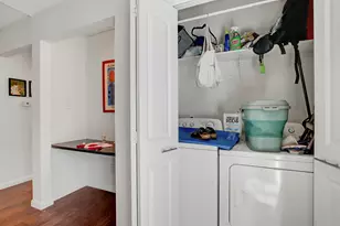 1403 Waterloo Tr, Austin, TX 78704 - Photo 14