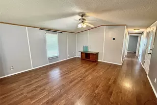 3075 FM2001, Buda, TX 78610 - Photo 4