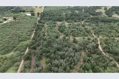 650 Coastal Lane, Luling, TX 78648 - Photo 2