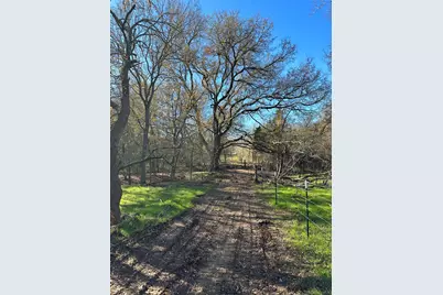 650 Coastal Lane, Luling, TX 78648 - Photo 24