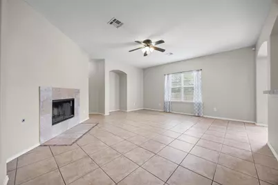 20521 Farm Pond Lane, Pflugerville, TX 78660 - Photo 4