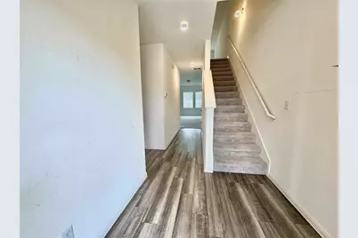 102 Gemsbok Road, Hutto, TX 78634 - Photo 2