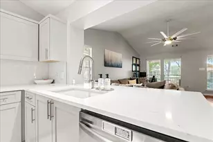 4456 Mather, Kyle, TX 78640 - Photo 8