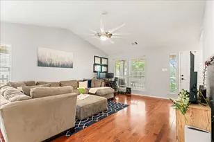 4456 Mather, Kyle, TX 78640 - Photo 6