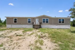 178 Ponderosa Loop, Paige, TX 78659 - Photo 2
