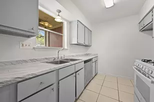 7105 Cannonleague Dr, Austin, TX 78745 - Photo 10