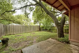 7105 Cannonleague Dr, Austin, TX 78745 - Photo 26