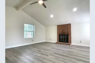 1729 Cricket Hollow Drive, Austin, TX 78758 - Photo 4