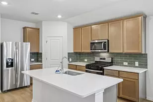 132 Woodbrook Dr, Georgetown, TX 78674 - Photo 6