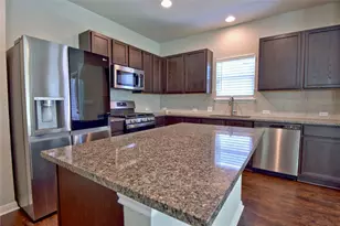 317 Clearlake Dr, Hutto, TX 78634 - Photo 10