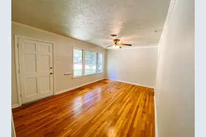 1808 Princeton Avenue, Austin, TX 78757 - Photo 4