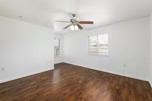 12524 Sky Harbor Dr, Del Valle, TX 78617 - Photo 10