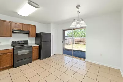 12524 Sky Harbor Drive, Del Valle, TX 78617 - Photo 8