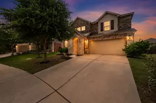 214 Cyril Dr, Hutto, TX 78634 - Photo 36