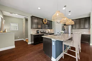 214 Cyril Dr, Hutto, TX 78634 - Photo 10