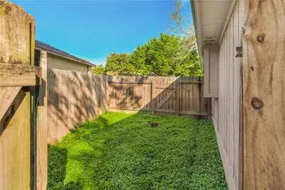 11931 Rosethorn Drive, Austin, TX 78758 - Photo 20