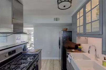 1005 Nile Street, Austin, TX 78702 - Photo 14