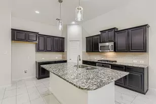 370 Vista Gardens Dr, Buda, TX 78610 - Photo 8