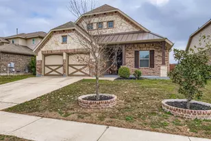 370 Vista Gardens Dr, Buda, TX 78610 - Photo 2