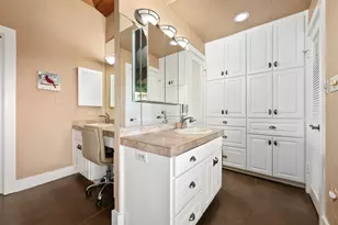 12609 Lyndon Dr, Austin, TX 78732 - Photo 16