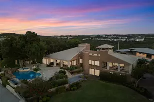 12609 Lyndon Dr, Austin, TX 78732 - Photo 2
