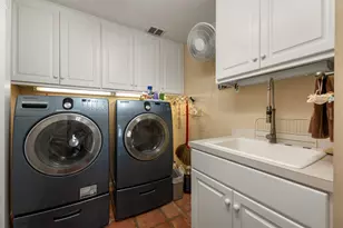 12609 Lyndon Dr, Austin, TX 78732 - Photo 30