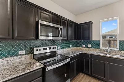 124 Peony Lane, Jarrell, TX 76537 - Photo 6