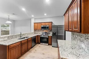 292 Housefinch Loop, Leander, TX 78641 - Photo 4