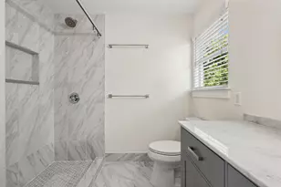 4912 Sara Dr, Austin, TX 78721 - Photo 22