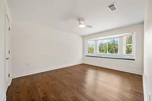 4912 Sara Dr, Austin, TX 78721 - Photo 18