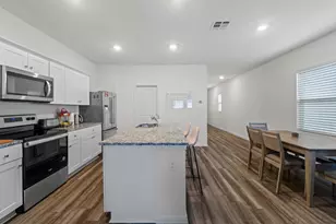 412 Gemsbok Rd, Hutto, TX 78634 - Photo 12